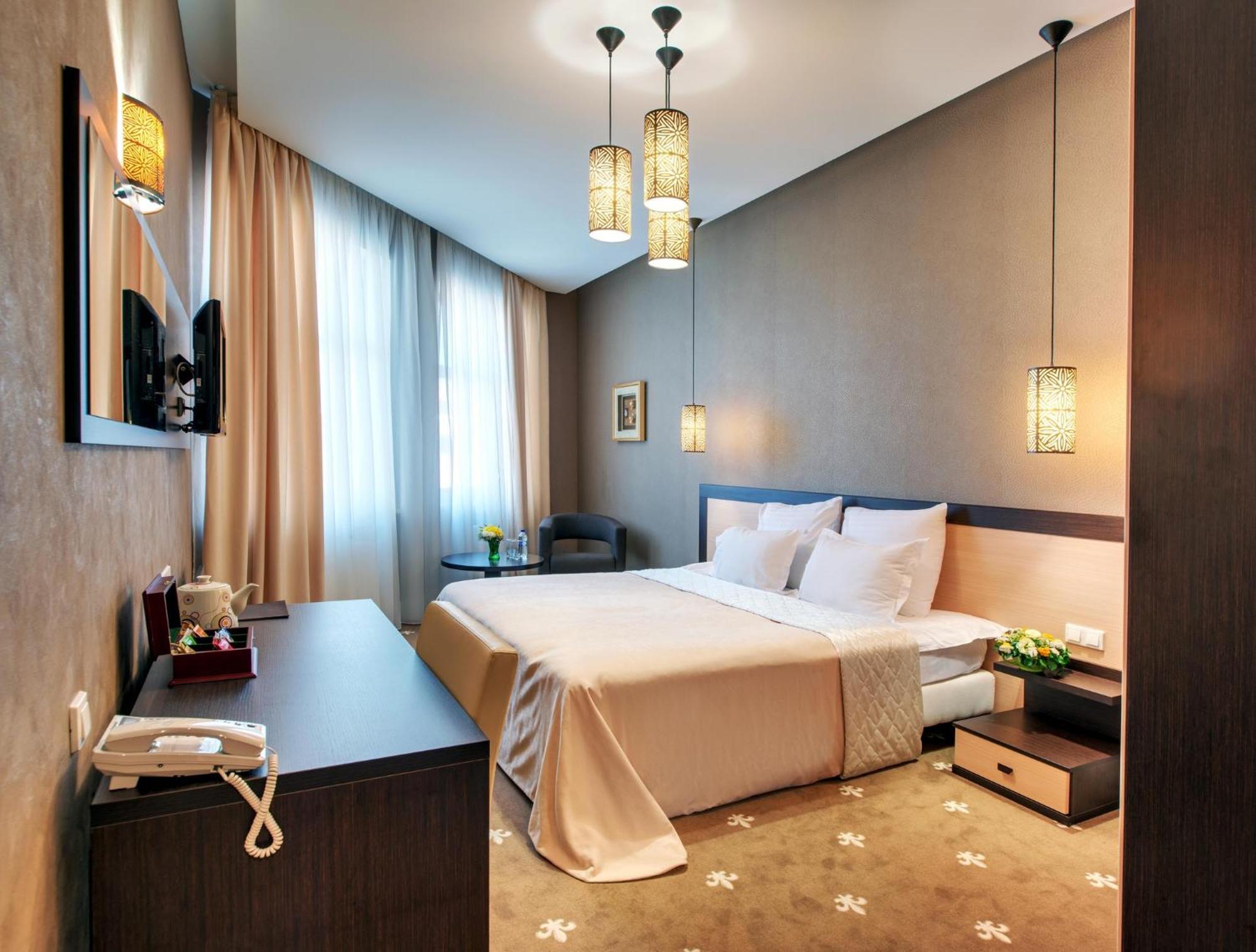 Ark Palace Hotel & Spa Odessa Exterior foto