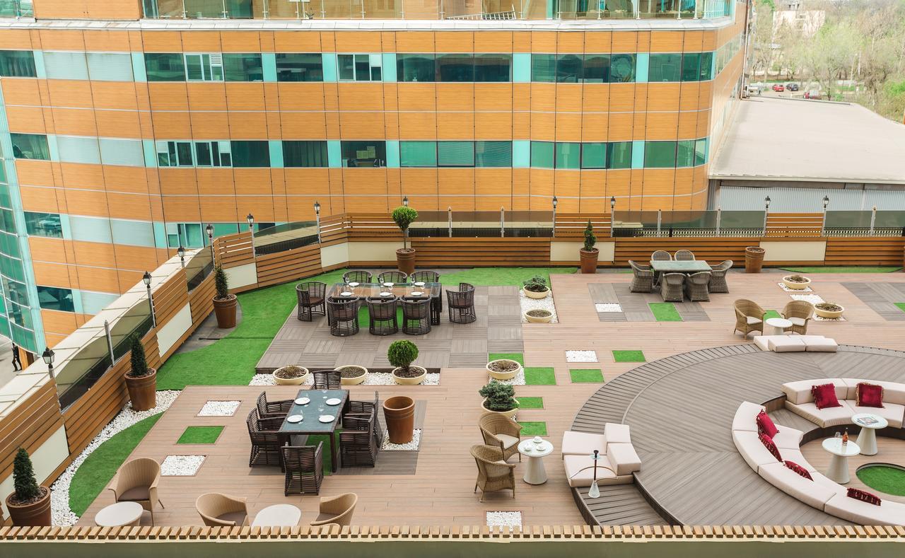 Ark Palace Hotel & Spa Odessa Exterior foto