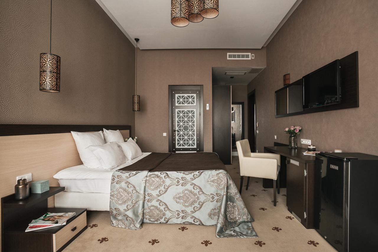 Ark Palace Hotel & Spa Odessa Exterior foto